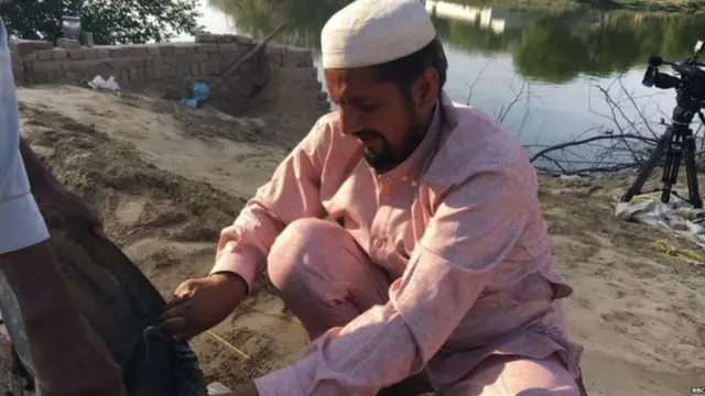 ਬਰਨਾਲਾ ਦੇ ਪਿੰਡ ਮੂਮਾ ਵਿੱਚ ਸਥਾਨਕ ਮੁਸਲਮਾਨਾਂ ਦੀ ਨਮਾਜ਼ ਲਈ ਕੋਈ ਮਸਜਿਦ ਨਹੀਂ ਸੀ