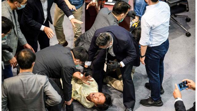 香港立法會近日發生多次衝突。