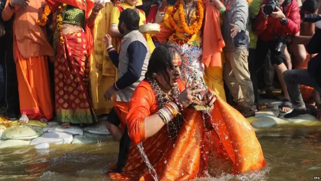 कुंभ, प्रयागराज, उत्तर प्रदेश, अखाड़े, नागा बाबा