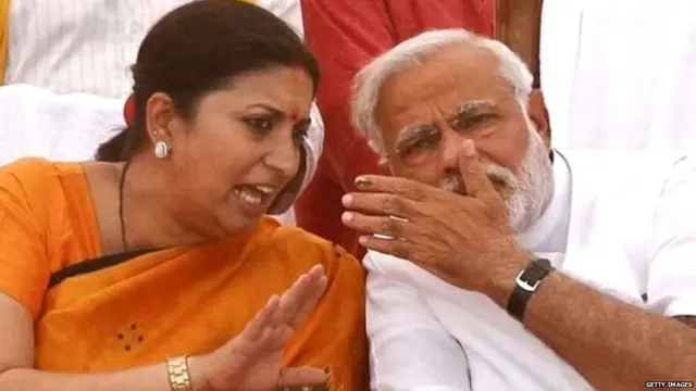 ਸਮ੍ਰਿਤੀ ਇਰਾਨੀ ਅਤੇ ਨਰਿੰਦਰ ਮੋਦੀ