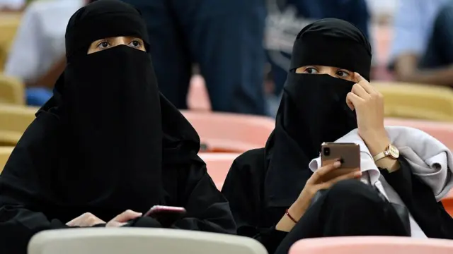 सऊदी अरब में महिलाएं