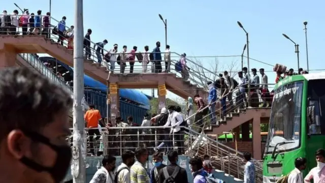 कोरोना, स्थलांतर