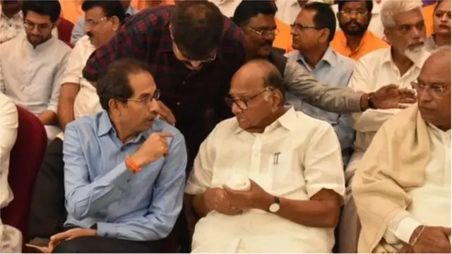 उद्धव ठाकरे-शरद पवार