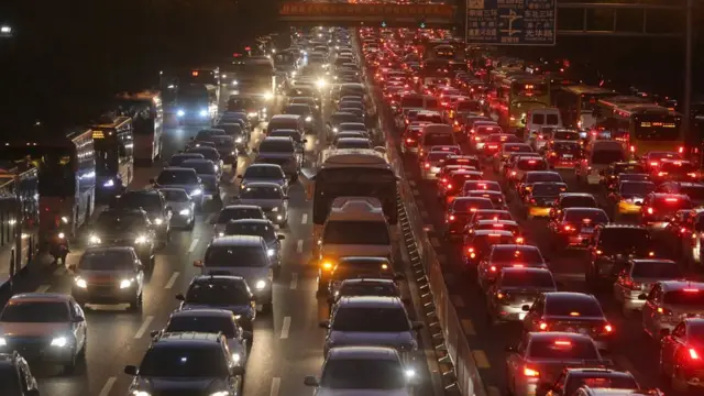 Embotellamiento en Pekín durante las vacaciones de otoño.