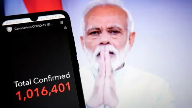হাইড্রক্সিক্লোরোকুইন নিয়ে ভারতের প্রধানমন্ত্রী মোদীকে রোববার ফোন করেছিলেন প্রেসিডেন্ট ট্রাম্প