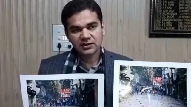 રામપુર એસએસપી અજય પાલ શર્માને હિંસામાં શામેલ સંદિગ્ધ લોકોની તસવીર જાહેર કરી છે.