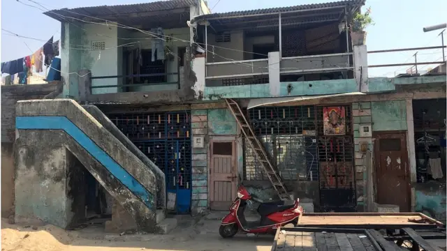 गुजरात में बिहारियों की पिटाई