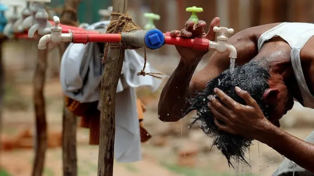 आम आदमी पार्टी, अरविंद केजरीवाल