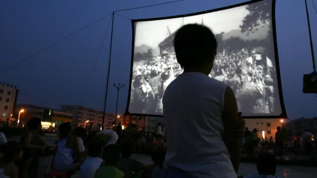 'சினிமாவின் திசை' - ஒரு திரைப்பட பாடலாசிரியரின் அனுபவ பகிர்வு!