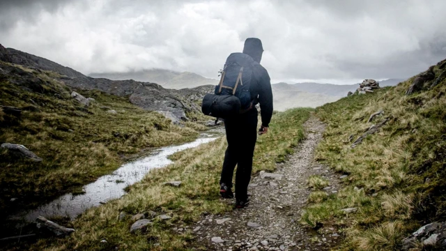 Приезжающие в Великобританию слышат здесь множество языковых конструкций, подразумевающих стойкое отношение к любым невзгодам