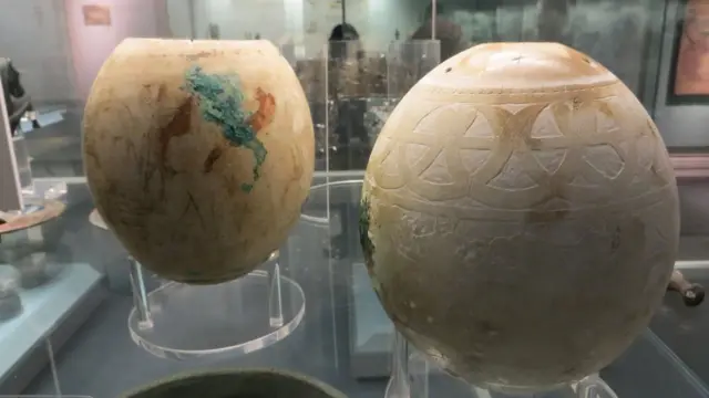 Страусиные яйца из гробницы этрусков
