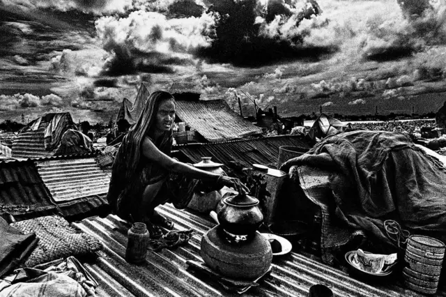 Porno kombayn Cheklovsiz shafqatsiz porno tomosha qiling