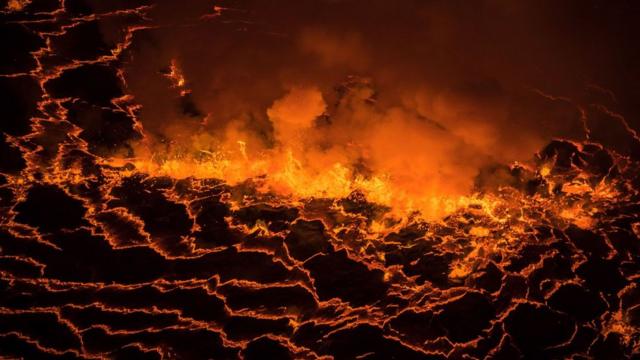 Le Nyiragongo est en éruption permanente depuis 2002.