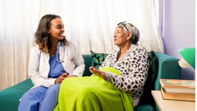ዶ/ር ጽዮን ከሕሙማን ጋር