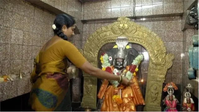 स्थानीय मंदिर में दलित समुदाय का प्रवेश