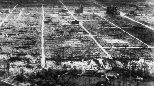 परमाणु बम