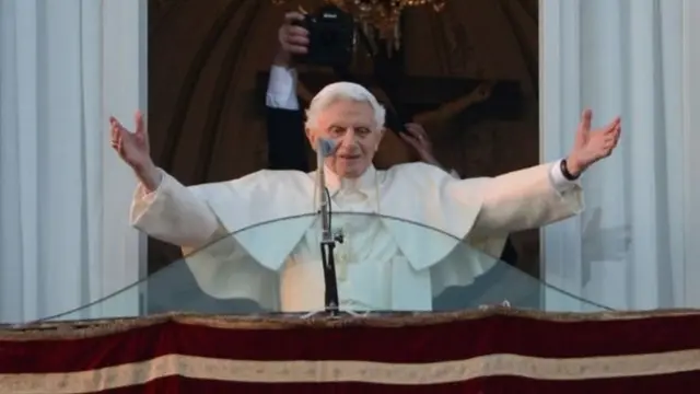 Papa Benedict wa 16