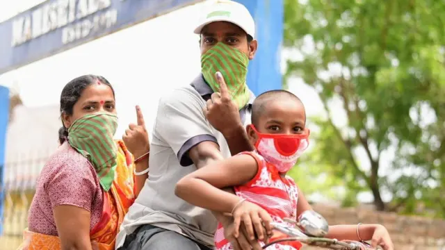 પ્રતીકાત્મક તસવીર