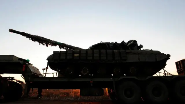 Tanque ucraniano en un ejercicio militar cerca de Mariupol, en el este de Ucrania.