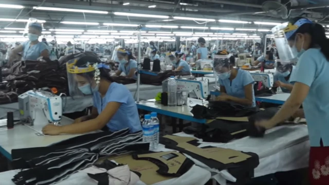 အထည်ချုပ် စက်ရုံလုပ်သား ၅သိန်းလောက်