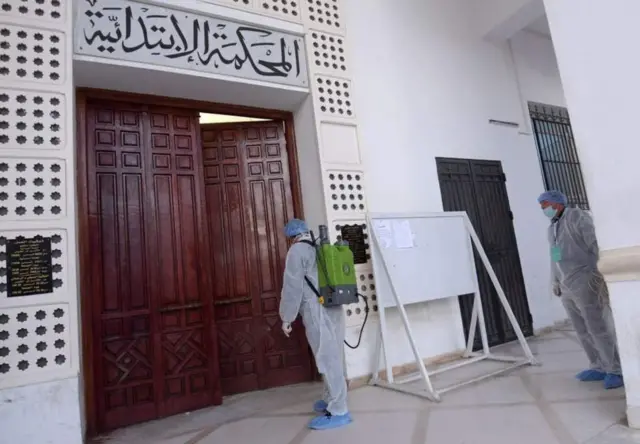 ኣብ ቱኒዚያ 13 ሰባት ብኮሮናቫይረስ ተጠቒዖም ኣለው