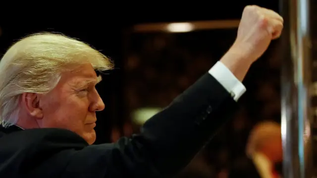 นายโดนัลด์ ทรัมป์