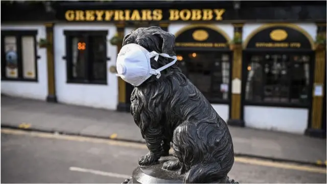 如果疫情的影響拉長到今年第三季度,IMF預測可能將造成破產及長期失業的「傷痕效應」,全球經濟將可能進一步萎縮3%。