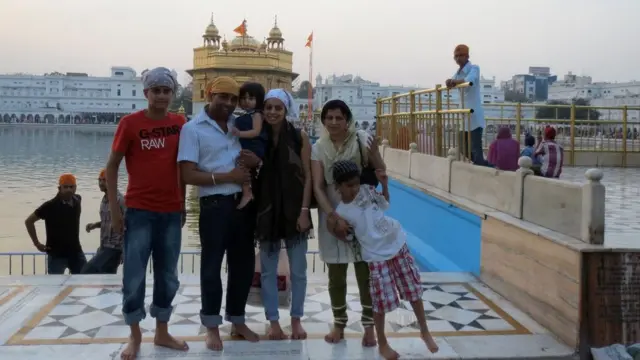 ਕਿਰਨ ਪਰਿਵਾਰ ਨਾਲ