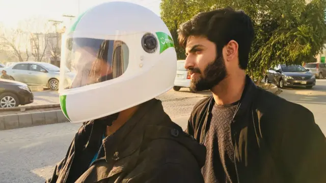 رفعت اور ایک گاہک