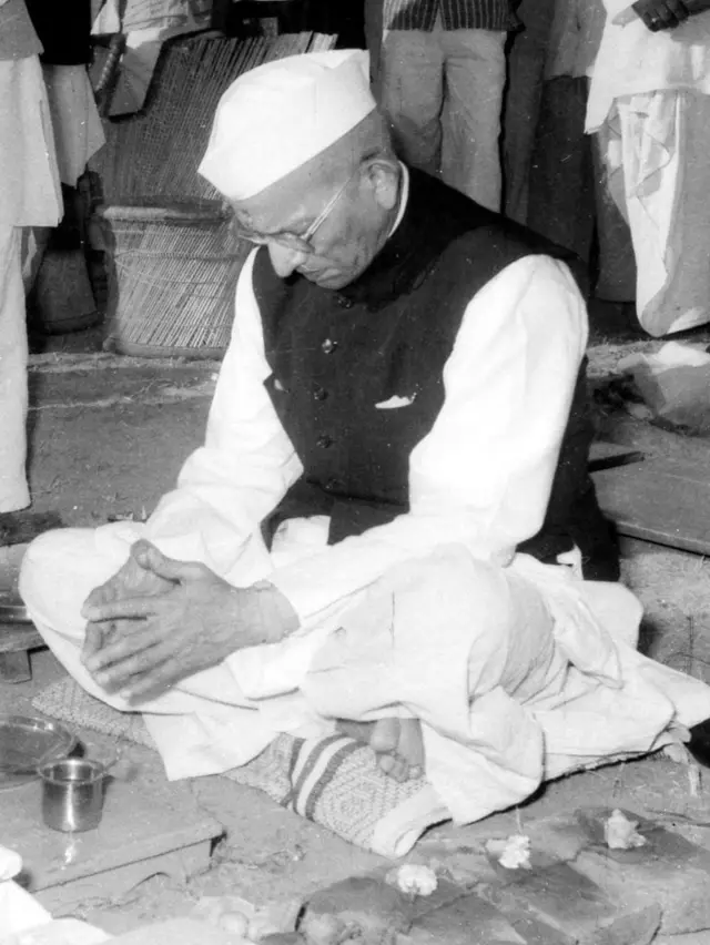 भारत के पूर्व प्रधानमंत्री मोरार जी देसाई