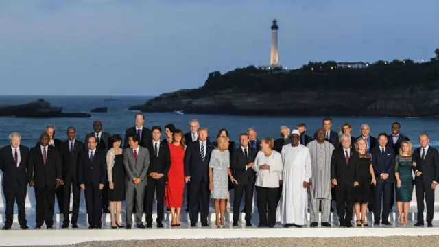 Лидеры G7, ЕС и ряд президентов африканских стран на памятной фотографии