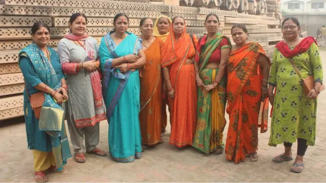 भक्त महिलाएं