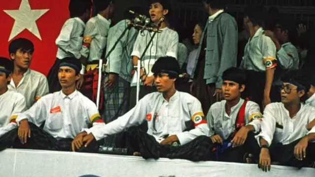 ကမ္ဘာမကြေဘူး