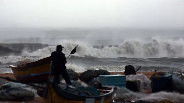 तूफानी हवाएं