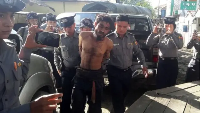 অভিযান চলাকালে আটক একজন রোহিঙ্গা।