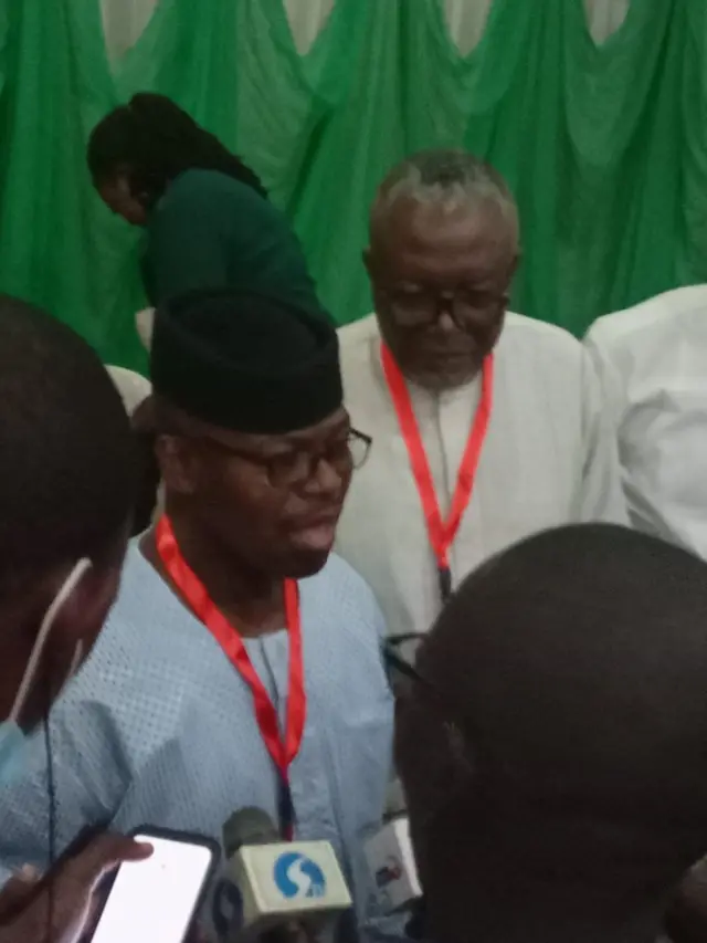 Aworan Segun Oni ati Bisi Kolawole