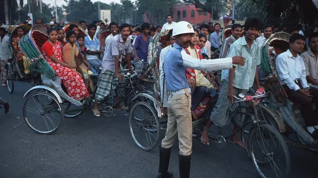 ট্রাফিক পুলিশ