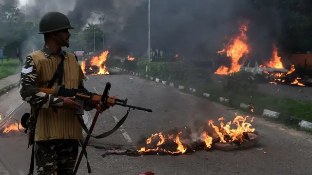 डेरा विवाद