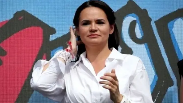 स्वेतलाना जो विपक्ष की एक मज़बूत नेता के तौर पर सामने आयीं