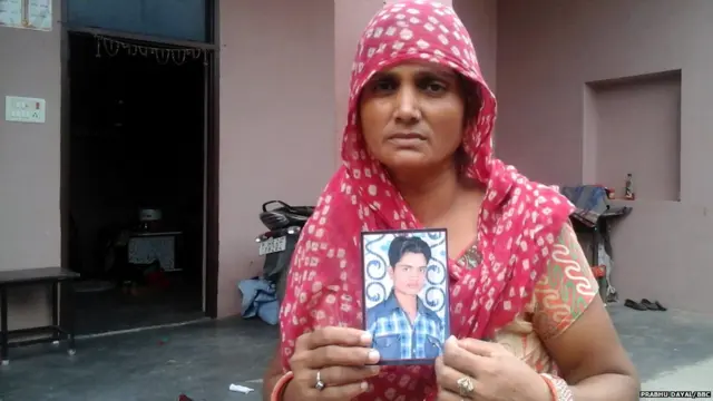 ਵਿਨੋਦ ਦੀ ਮਾਂ ਮੰਜੂ