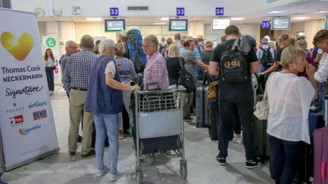 Британские клиенты Thomas Cook