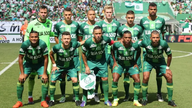 Equipo Chapecoense posando
