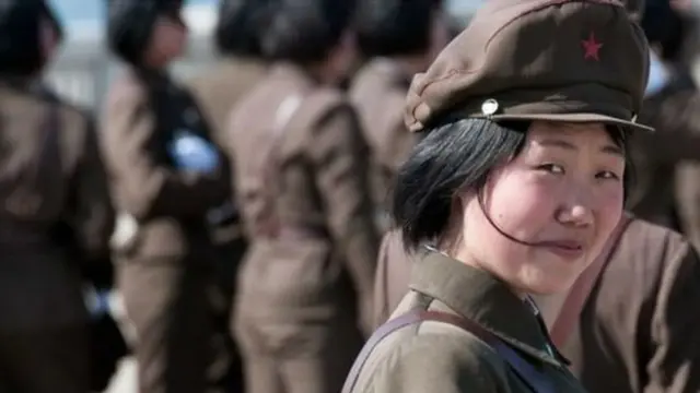 ఉత్తర కొరియా మహిళా సైనికులు