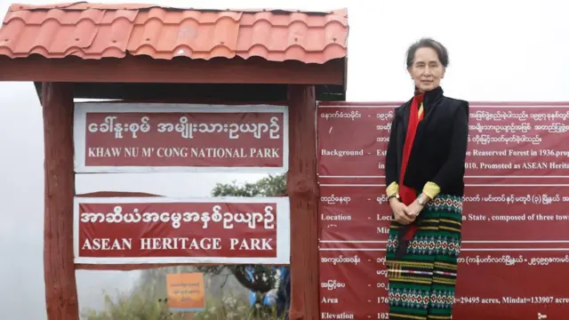 အာဆီယံ အမွေအနှစ် ခေါ်နူးစုမ် အမျိုးသားဥယျာဉ်ကို ဒေါ်အောင်ဆန်းစုကြည်သွားခဲ့