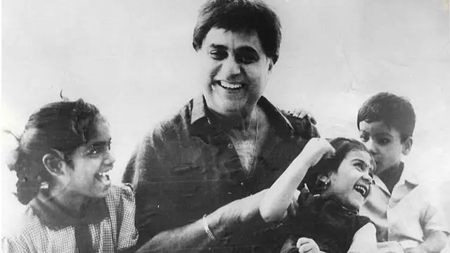 جگجیت سنگھ اپنے بچوں کے ساتھ