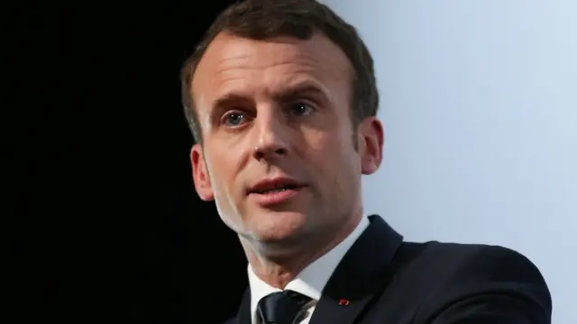 Madaxweynaha Faransiiska Emmanuel Macron