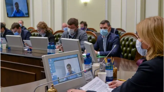 Теоретично, навіть самоізоляція спікера через коронавірус не завадить депутатам до 1 січня змінити все, що стосується РРО