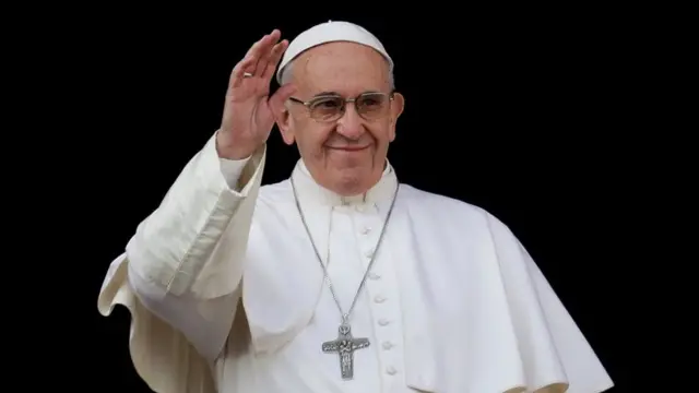 Le pape François lors de son message Urbi et Orbi à la place Saint-Pierre de Rome
