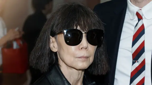 川久保玲出席纽约大都会博物馆时装馆个展