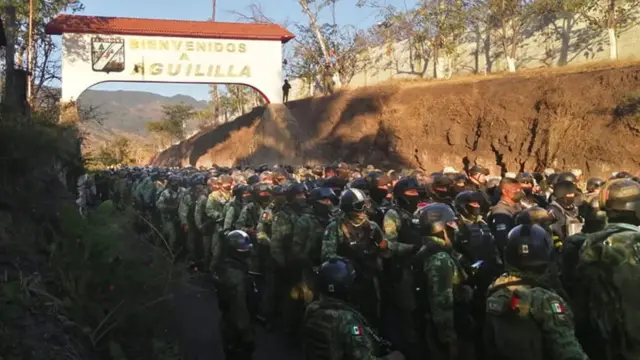 Militares en Aguililla